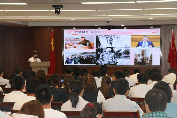 泓源公司黨委舉辦“培育泓源精神，勇?lián)鷩笫姑敝黝}演講比賽(圖4)